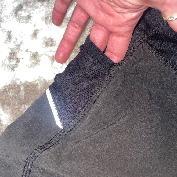 Athleta black running shorts SZ M - Picture 6 of 7